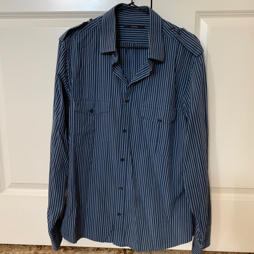 Men’s Gucci Button up Size M